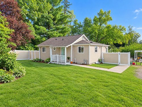 125 Sunnyside Court, Delavan, WI, 53191 | Card Image