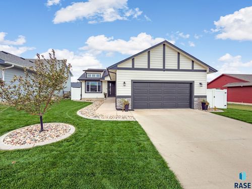 6703 W 5th St Street, Sioux Falls, SD, 57107 | Card Image