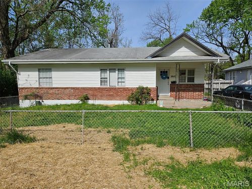 3643 Elsa Ave, Saint Ann, MO, 63074-2025 | Card Image