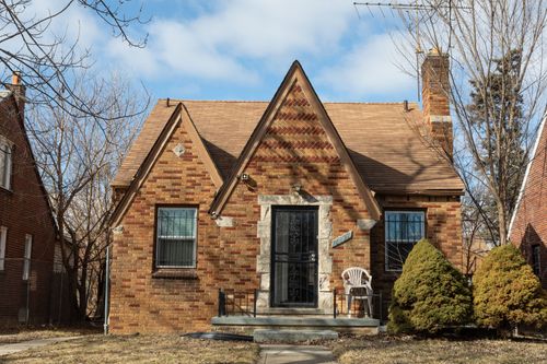 16827 Harlow St, Detroit, MI, 48235-3343 | Card Image