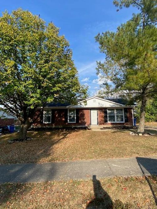3304 Alva Ct, Lexington, KY, 40515-5300 | Card Image