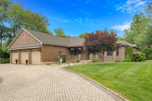 4 Florence Dr, Prospect, CT, 06712-1053 | Card Image