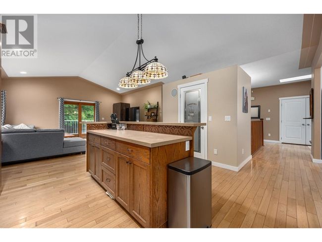 181 Homestead Rd, House other with 3 bedrooms, 3 bathrooms and 6 parking in Lillooet BC | Image 12