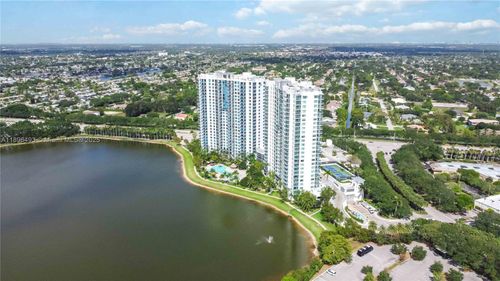 apt-405n-2641 N Flamingo Rd, Sunrise, FL, 33323-1736 | Card Image