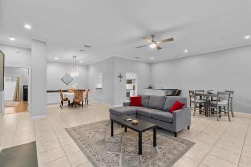 6-11003 Pinehurst Dr, Austin, TX, 78747-1623 | Card Image