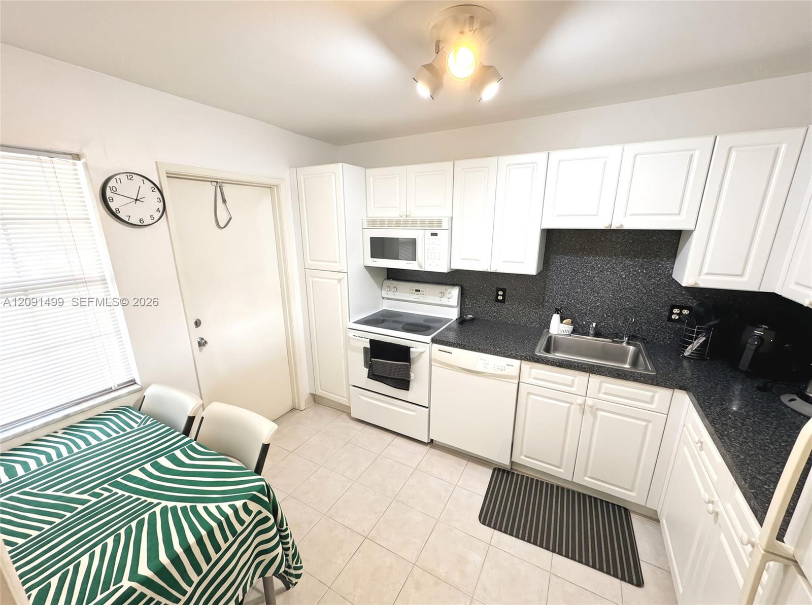 Residential Lease in Pompano Beach 4