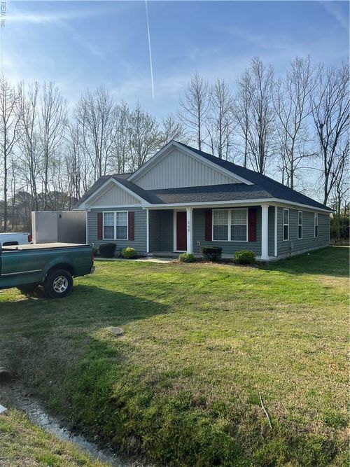 369 Carawan Ln, Chesapeake, VA, 23322-4178 | Card Image