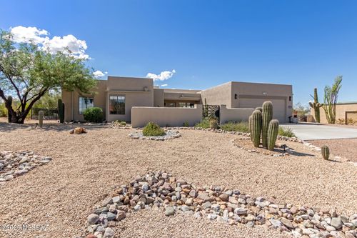 7553 N Sonoma Way, Tucson, AZ, 85743-9488 | Card Image
