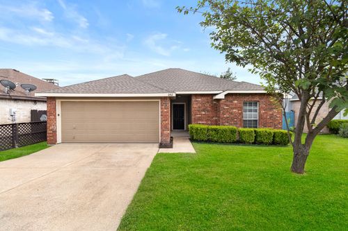 6412 Royal Cedar Dr, Dallas, TX, 75236-2517 | Card Image