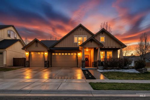 489 W Dreyfuss St, Meridian, ID, 83646-4877 | Card Image