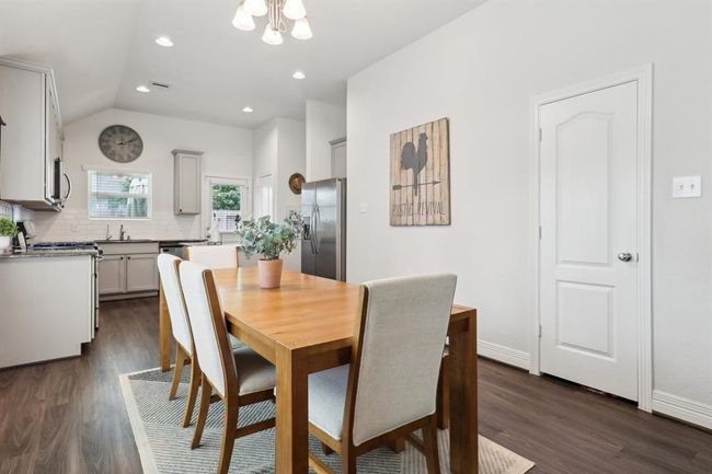 40543 Berylline Ln, House other with 3 bedrooms, 2 bathrooms and 2 parking in Magnolia TX | Image 8