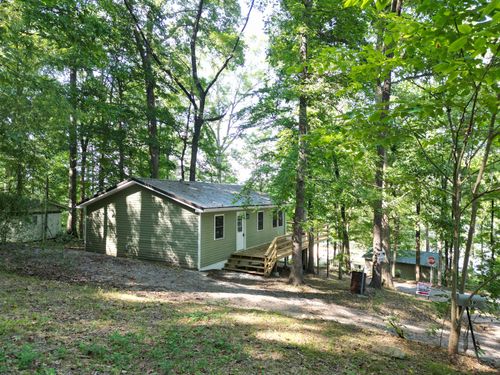 159 Hanklochte Dr, Decaturville, TN, 38329-5293 | Card Image