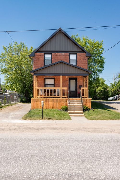 253 2nd Ave W, North Bay, ON, P1B3L1 | Card Image