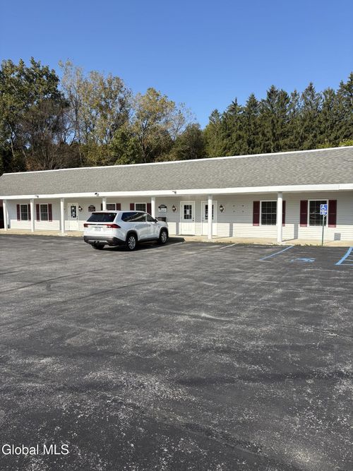 763 Saratoga Rd, Burnt Hills, NY, 12027-9448 | Card Image