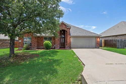 107 Meadowlark Dr, Palmer, TX, 75152-8244 | Card Image