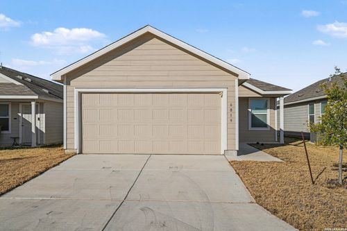 6819 Chicken Rdg, San Antonio, TX, 78252-4620 | Card Image