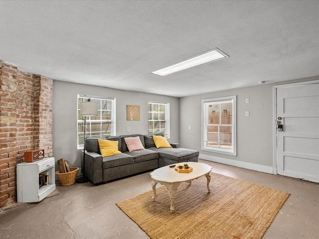 1014 20 Th St, House other with 3 bedrooms, 3 bathrooms and 2 parking in Galveston TX | Image 23
