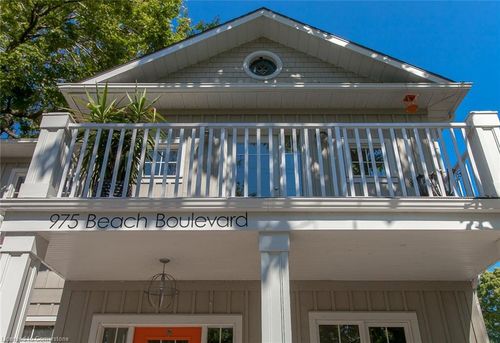 975 Beach Blvd, Hamilton, ON, L8H6Z7 | Card Image