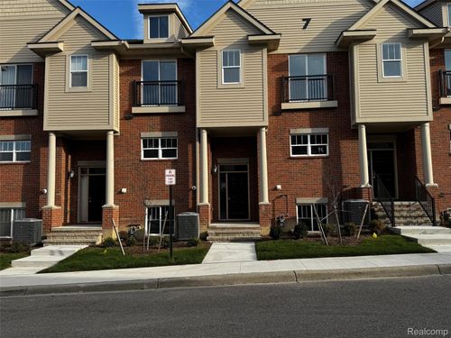 38-25558 Grandview Ln, Novi, MI, 48375-1866 | Card Image