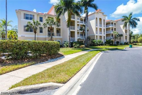 apt-203-4884 Hampshire Ct, NAPLES, FL, 34112-8441 | Card Image