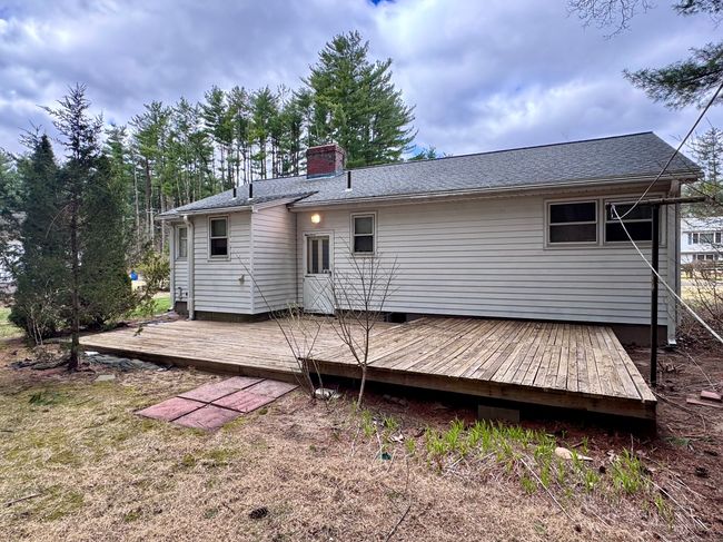 30 Chestnut Dr, House other with 3 bedrooms, 2 bathrooms and null parking in Windsor CT | Image 24
