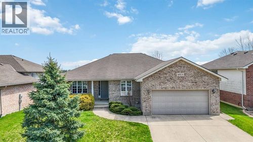 482A First Avenue, Petrolia, ON, N0N1R0 | Card Image