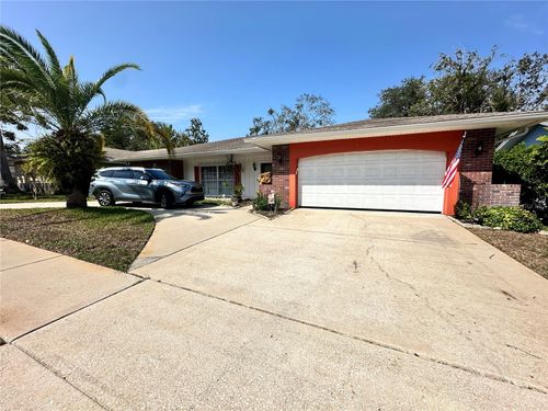 8111 Roxboro Drive, HUDSON, FL, 34667 | Card Image