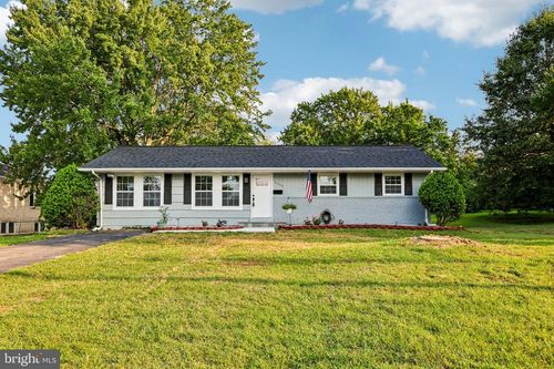 7200 Vellex Ln, ANNANDALE, VA, 22003-6028 | Card Image