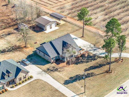 800 John E Sullivan Rd, Byron, GA, 31008-5628 | Card Image