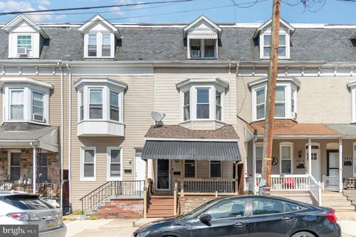 1015 N Duke St, YORK, PA, 17404-2524 | Card Image