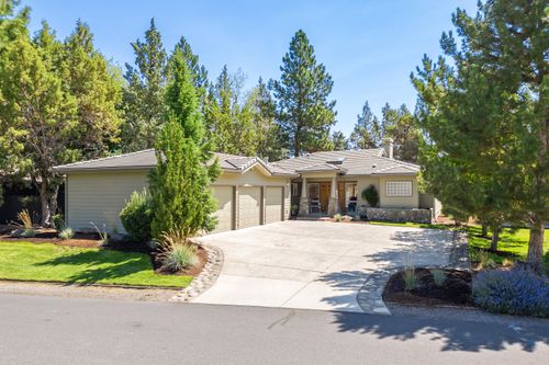 3094 Nw Clubhouse Dr, Bend, OR, 97703-7538 | Card Image