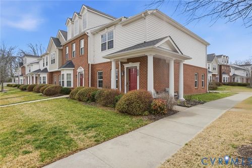 7443 Pebble Lake Dr, Mechanicsville, VA, 23111-4522 | Card Image