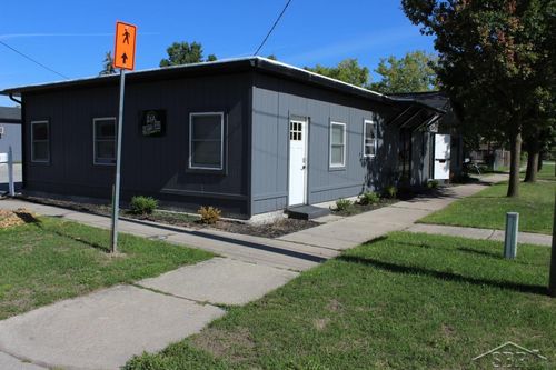 512 Germania St, Bay City, MI, 48706-5060 | Card Image