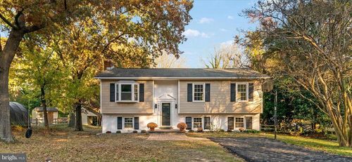 7963 Oak Rd, Pasadena, MD, 21122-3729 | Card Image