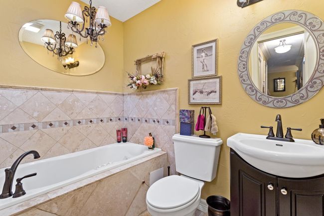 245 N Clover St, House other with 3 bedrooms, 2 bathrooms and null parking in Bridge City TX | Image 17
