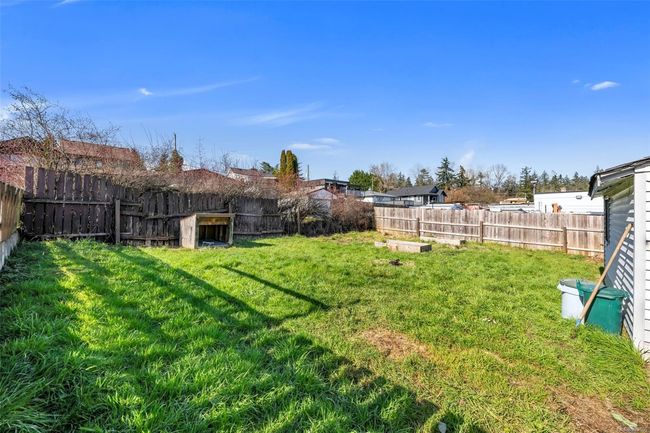 8118 York Ave, House other with 2 bedrooms, 1 bathrooms and 2 parking in Crofton BC | Image 35