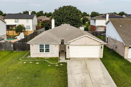 8113 Gardengate Ct, Fort Worth, TX, 76137-6071 | Card Image