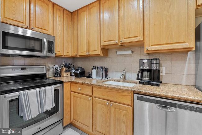 APT-9 - 914 Spruce St, Condo with 2 bedrooms, 2 bathrooms and null parking in PHILADELPHIA PA | Image 11