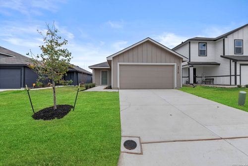 5315 Blacktail Rd, Converse, TX, 78109-1866 | Card Image
