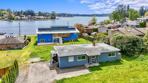 12006 20th St Ne, Lake Stevens, WA, 98258-8620 | Card Image