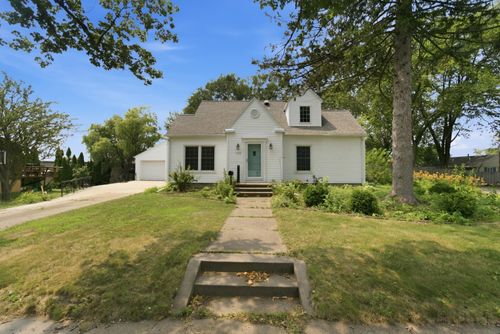 1715 Schreiber St, Cedar Falls, IA, 50613-4349 | Card Image