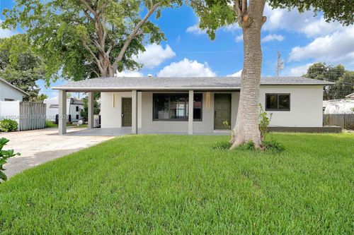 3140 Ne 9th Ter, Pompano Beach, FL, 33064-5351 | Card Image
