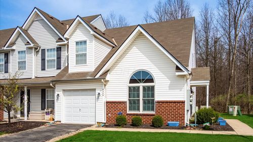 8406 Diversey Loop, Blacklick, OH, 43004-7163 | Card Image