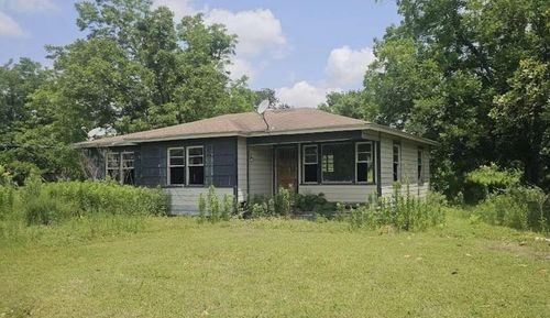 8303 Furray Rd, Houston, TX, 77028-3323 | Card Image