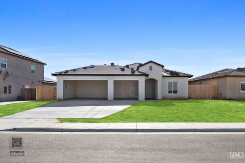 6107 Curvy Hills Dr, Bakersfield, CA, 93306-7973 | Card Image