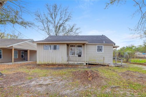 2234 12th St, Lake Charles, LA, 70601-6624 | Card Image