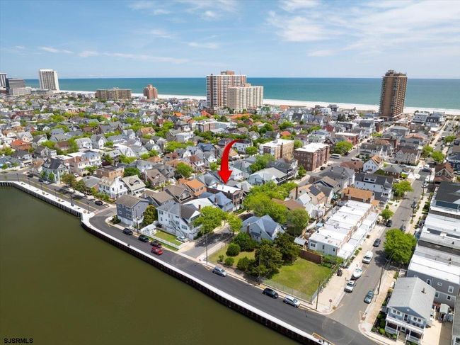 UPSTAIRS - 23 N Vassar Square, Condo with 3 bedrooms, 2 bathrooms and null parking in Ventnor NJ | Image 24