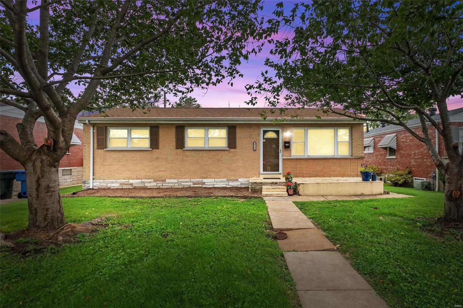 Upton St, Saint Louis, MO 63116