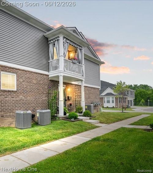 0432 Maple Cove Cir, Saline, MI, 48176-1805 | Card Image