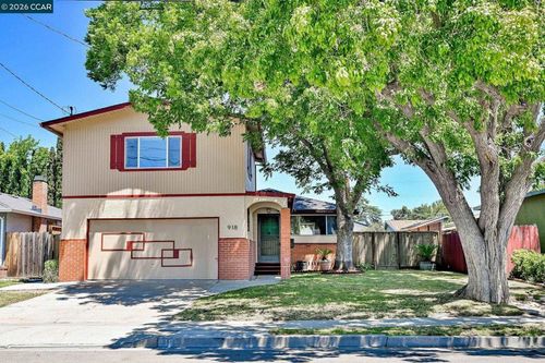 918 Ventura Ave, Livermore, CA, 94551-8111 | Card Image